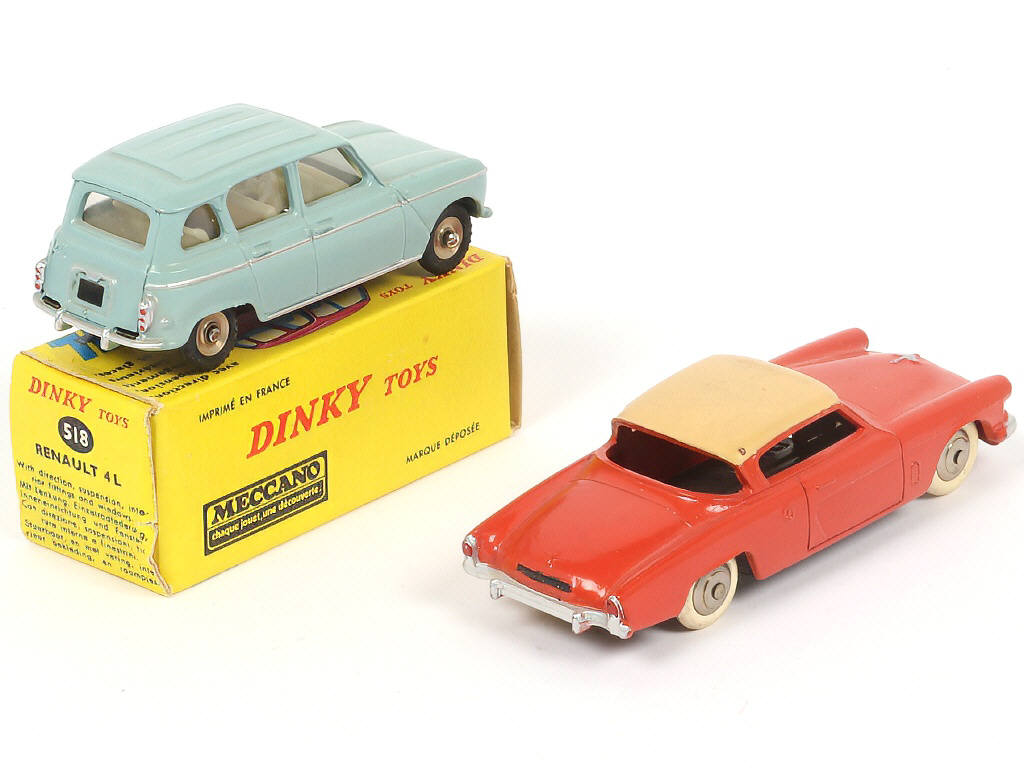 Lot 302 - DINKY TOYS (FRANCE) (2)