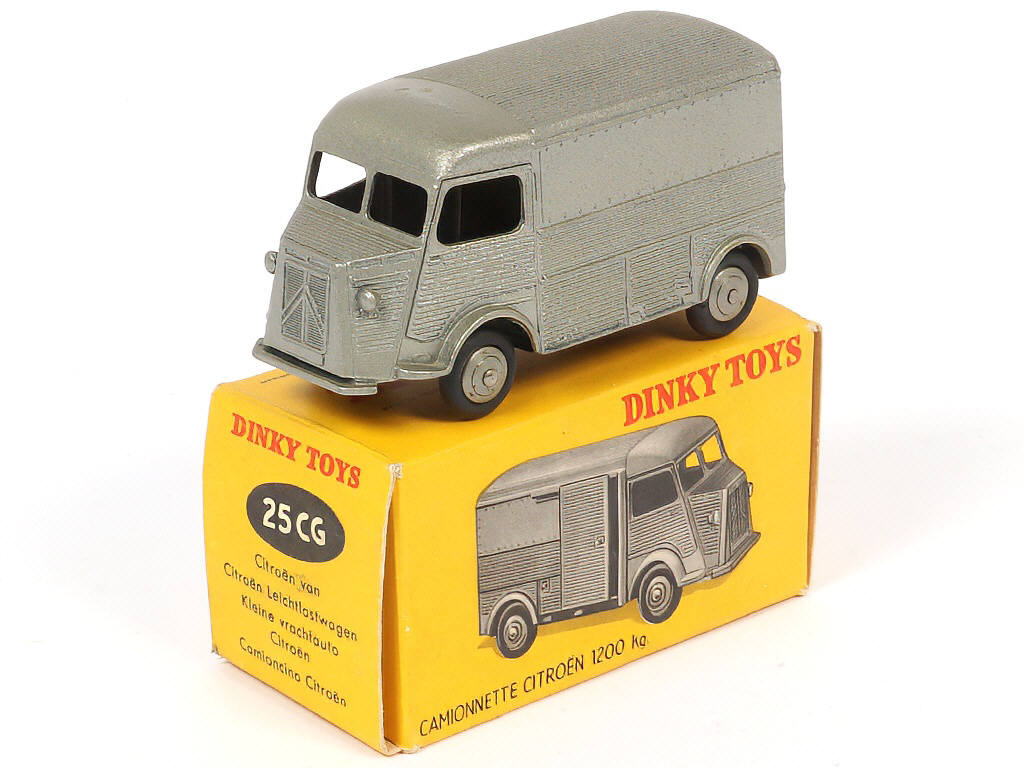 Lot 279 - DINKY TOYS (FRANCE) (1)