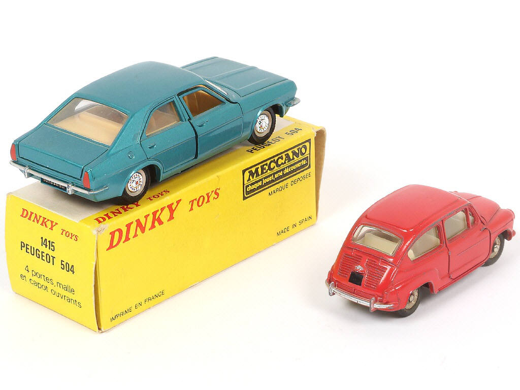 Lot 304 - DINKY TOYS (FRANCE) (3)