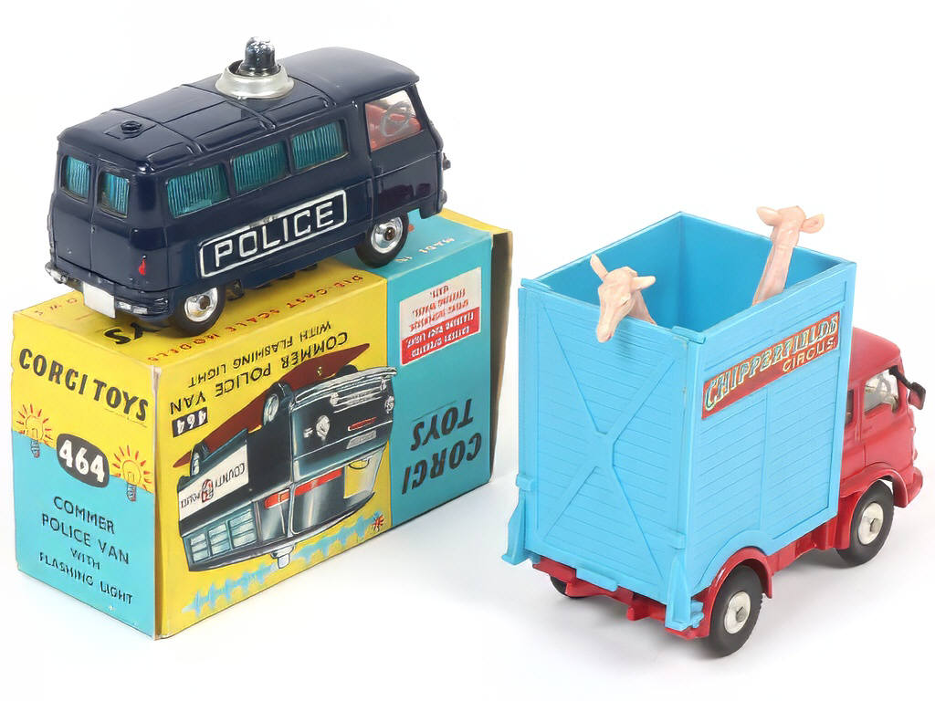 Lot 118 - CORGI TOYS (GB) (2)