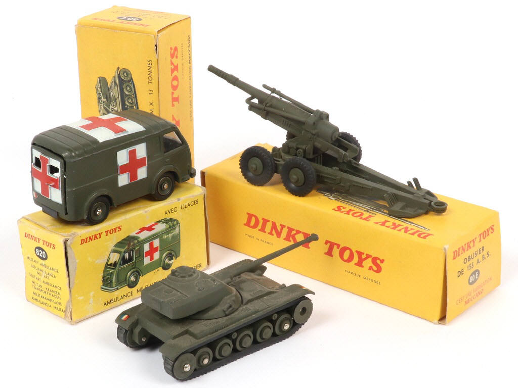 Lot 331 - DINKY TOYS (FRANCE) (3)