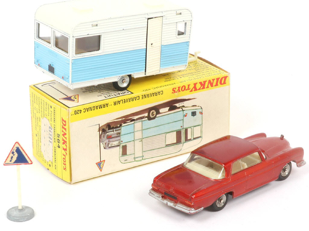 Lot 306 - DINKY TOYS (FRANCE) (2)