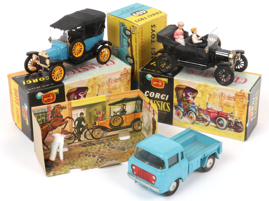 Lot 122 - CORGI TOYS (GB) (3)