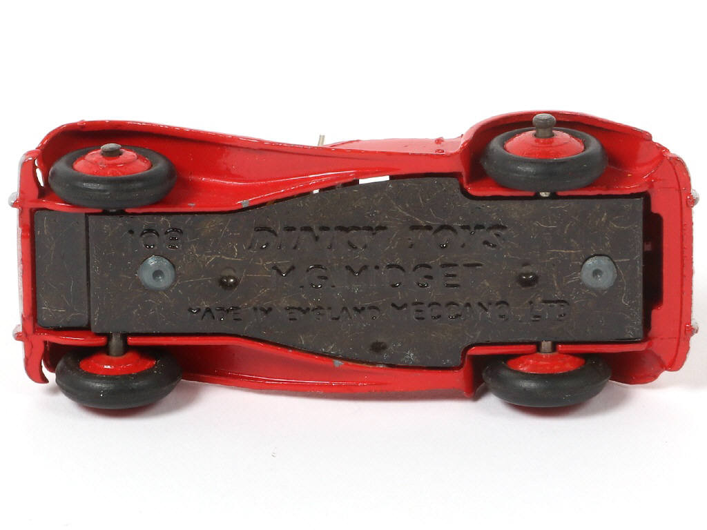 Lot 274 - DINKY TOYS (GB) (1)