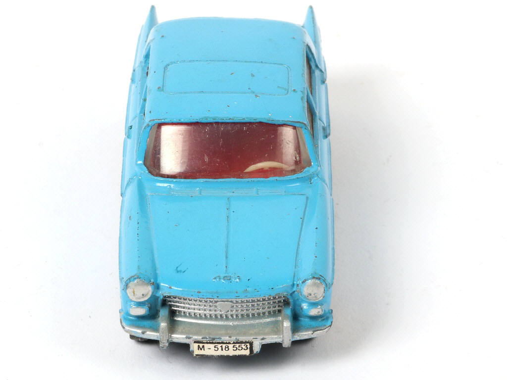 Lot 302 - DINKY TOYS (FRANCE) Série POCH (1)