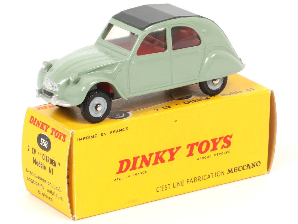 Lot 440 - DINKY TOYS (FRANCE) (1)