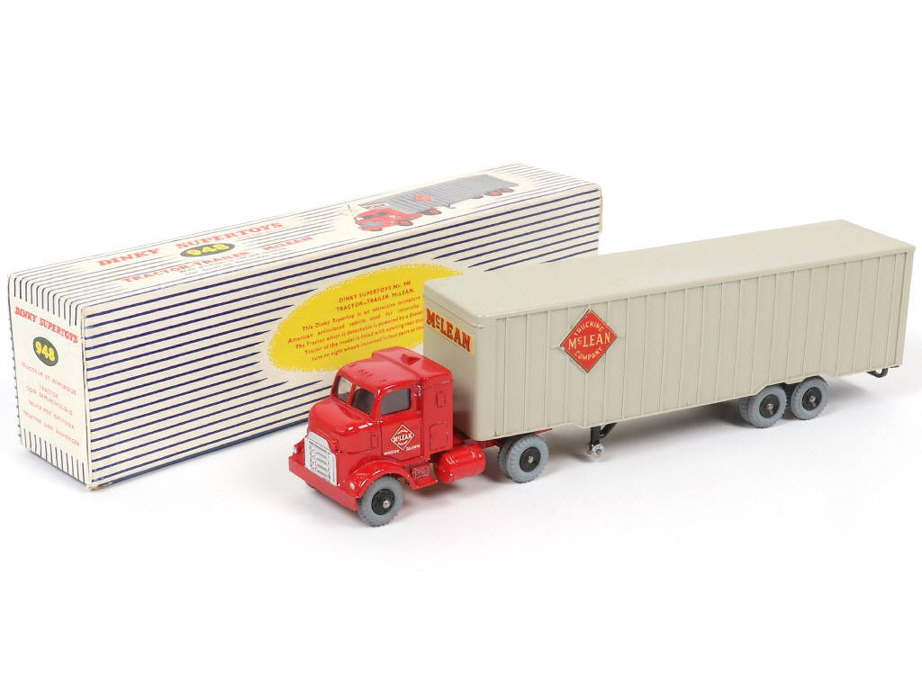 Lot 297 - DINKY TOYS (GB) (1)