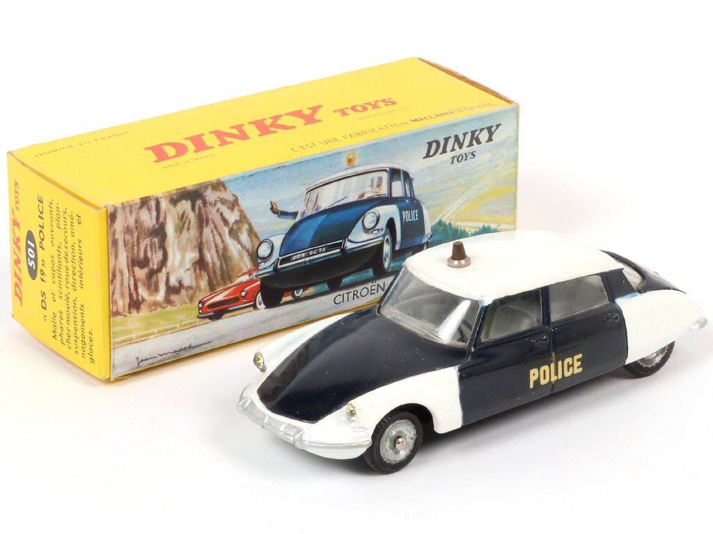 Lot 404 - DINKY TOYS (FRANCE) (1)