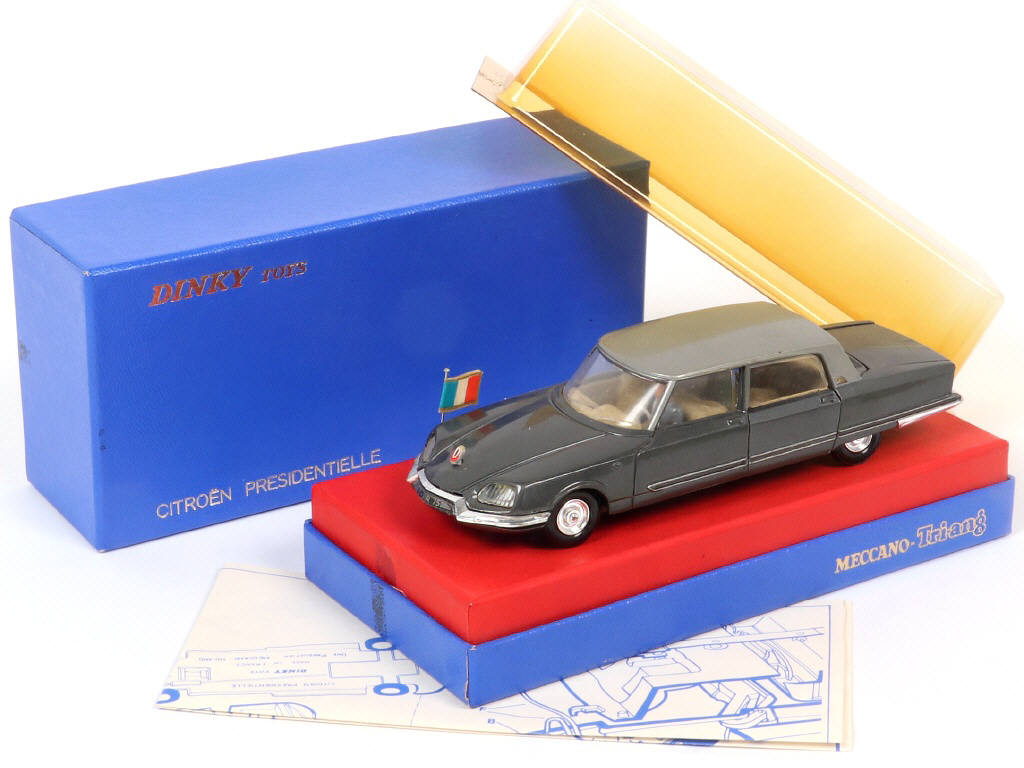 Lot 407 - DINKY TOYS (FRANCE) (1)