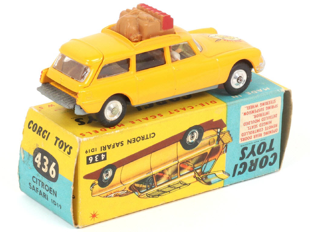 Lot 124 - CORGI TOYS (GB) (1)