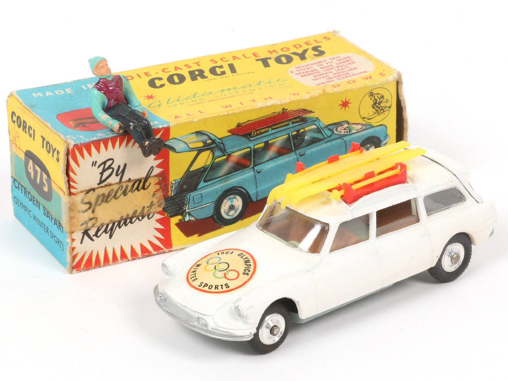 Lot 125 - CORGI TOYS (GB) (1)