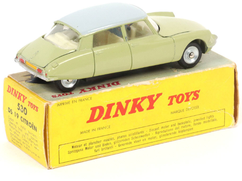 Lot 393 - DINKY TOYS (FRANCE) (1)