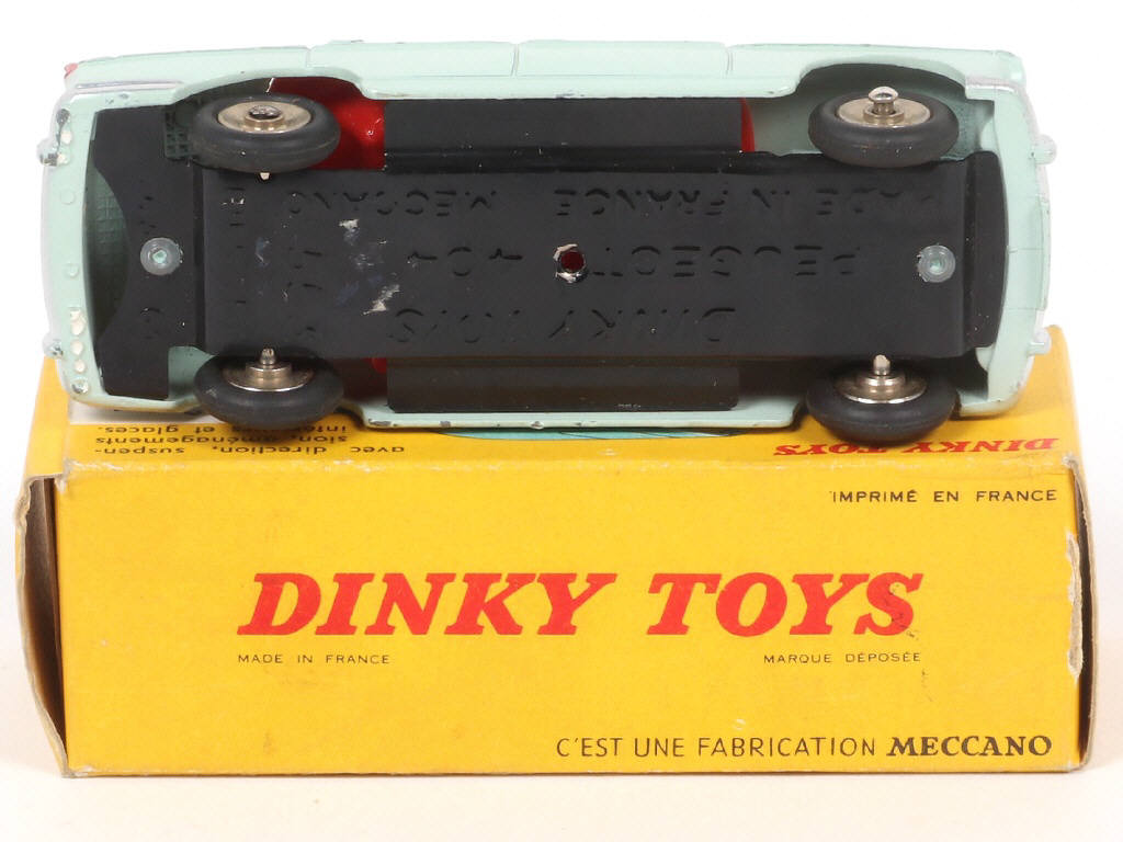 Lot 433 - DINKY TOYS (FRANCE) (1)