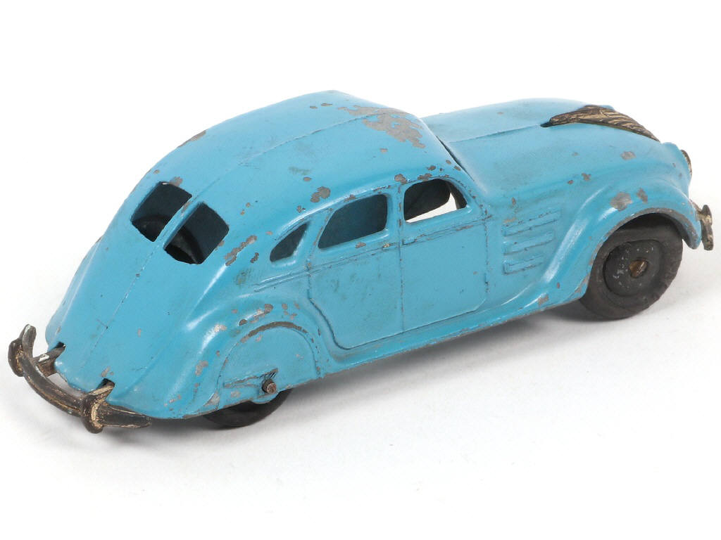 Lot 272 - DINKY TOYS (GB) (1)