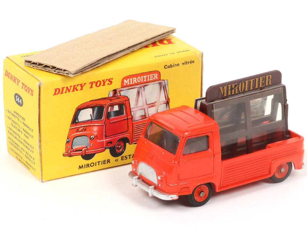 Lot 472 - DINKY TOYS (FRANCE) (1)