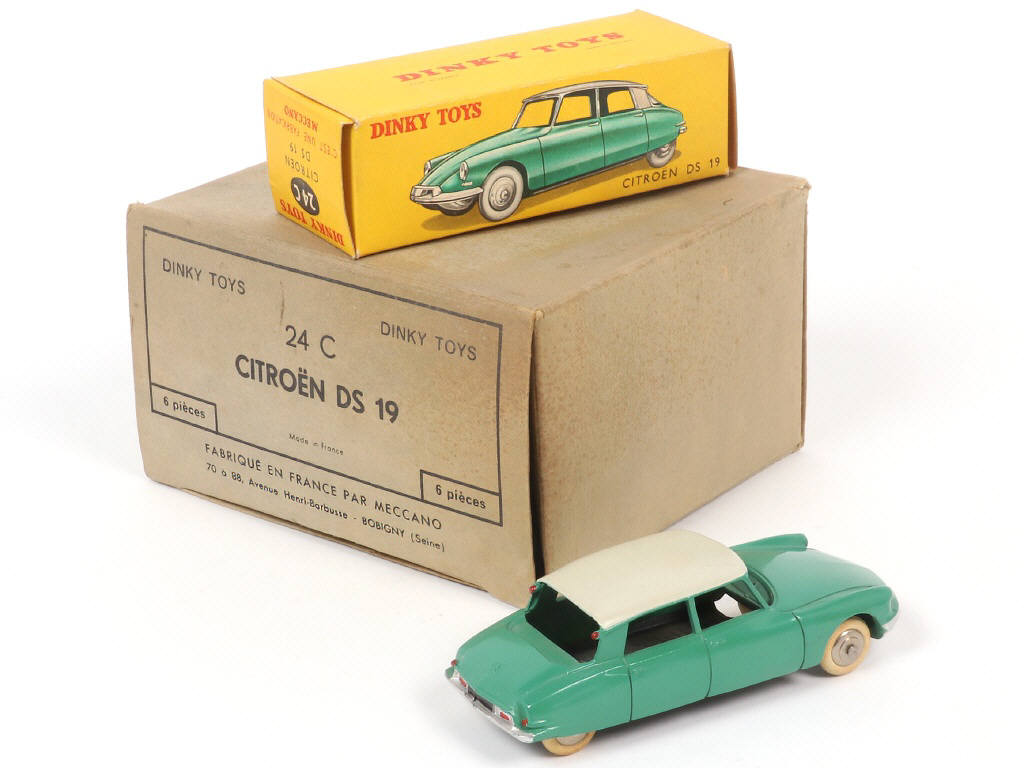 Lot 363 - DINKY TOYS (FRANCE) (2)