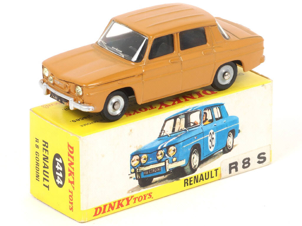 Lot 391 - DINKY TOYS (FRANCE) (1)