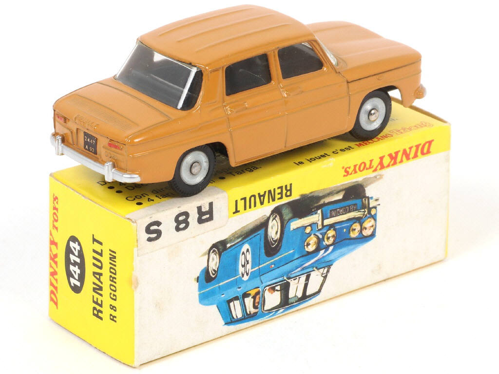 Lot 391 - DINKY TOYS (FRANCE) (1)