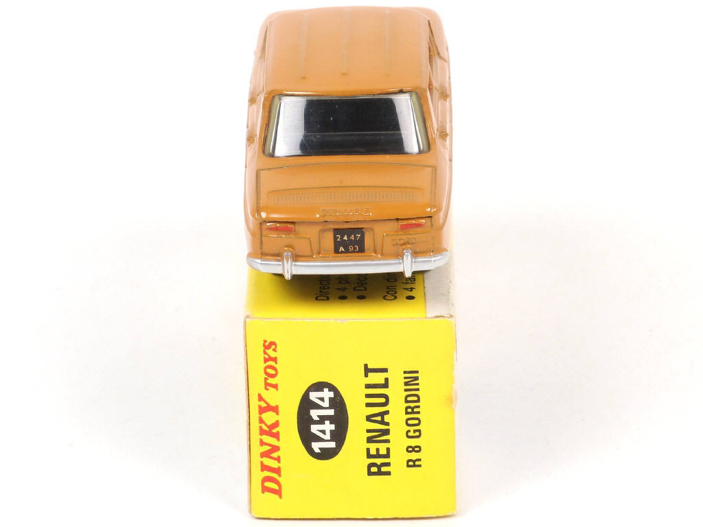 Lot 391 - DINKY TOYS (FRANCE) (1)