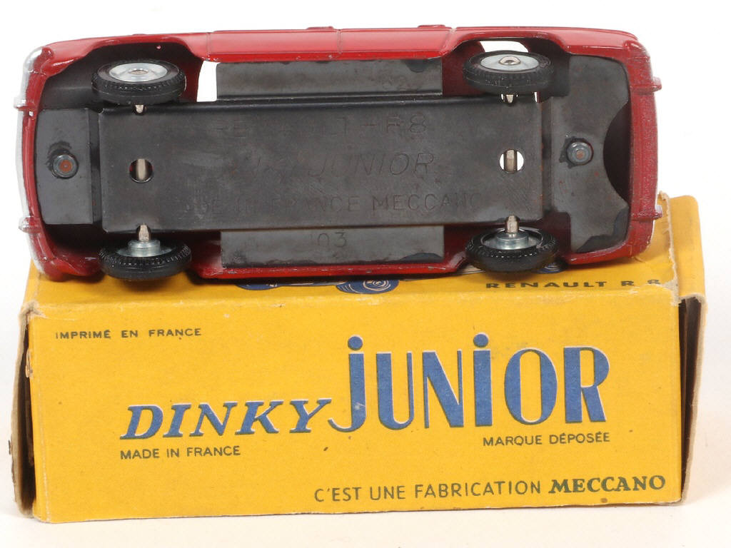Lot 315 - DINKY TOYS (FRANCE) Série JUNIOR (1)