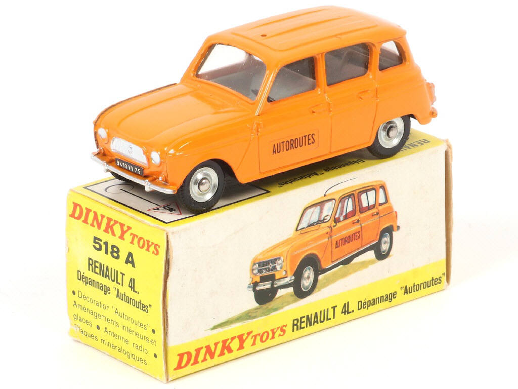 Lot 423 - DINKY TOYS (FRANCE) (1)