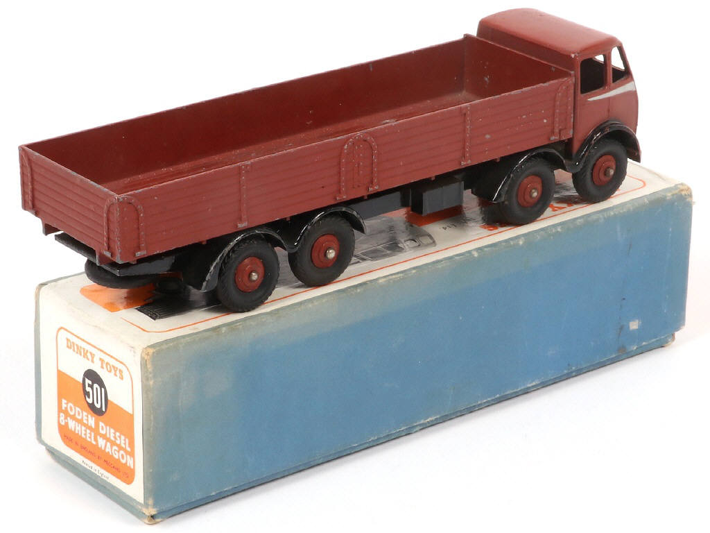 Lot 292 - DINKY TOYS (GB) (1)