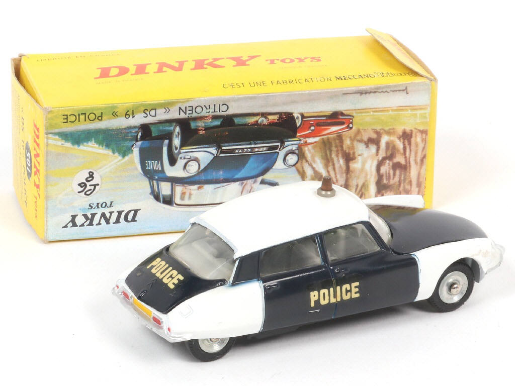 Lot 405 - DINKY TOYS (FRANCE) (1)