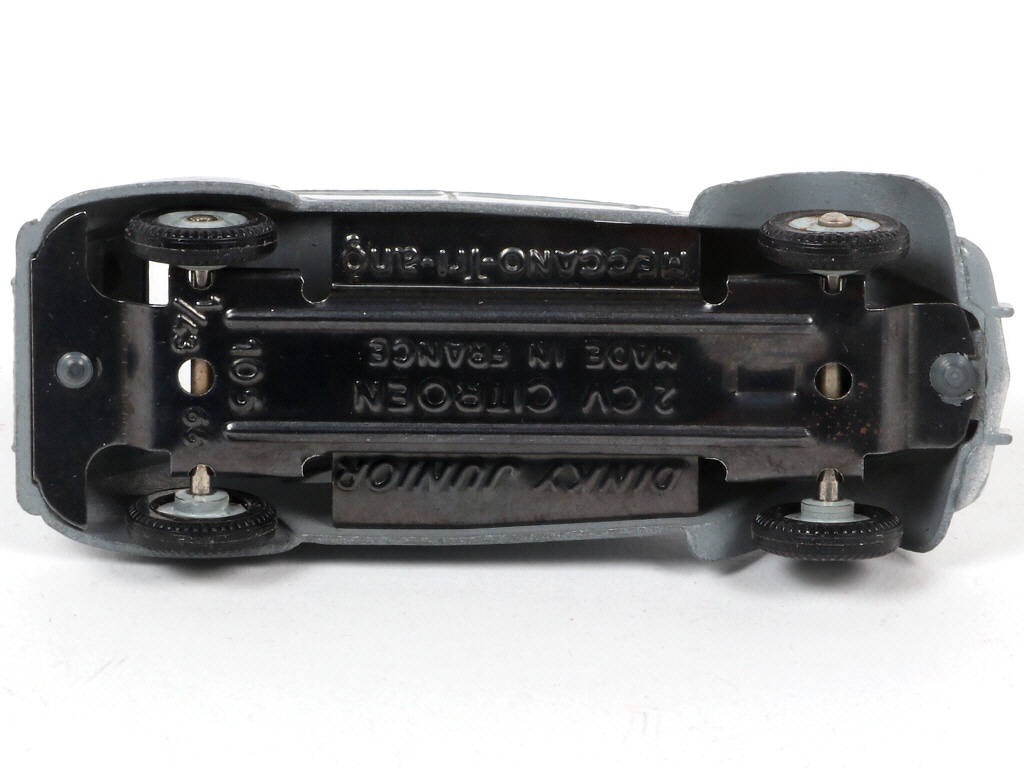 Lot 307 - DINKY TOYS (FRANCE) Série JUNIOR (1)