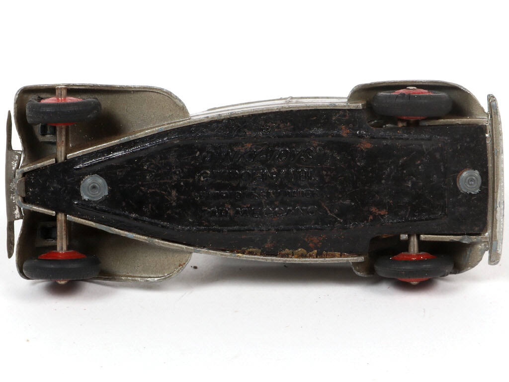 Lot 325 - DINKY TOYS (FRANCE) (1)