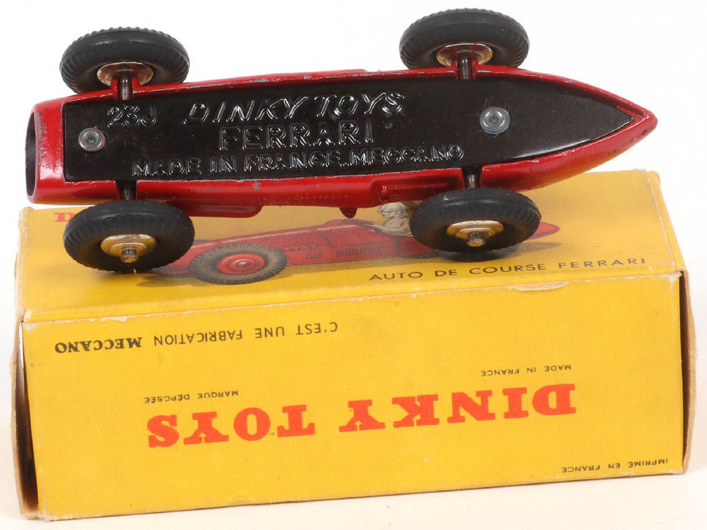 Lot 349 - DINKY TOYS (FRANCE) (1)
