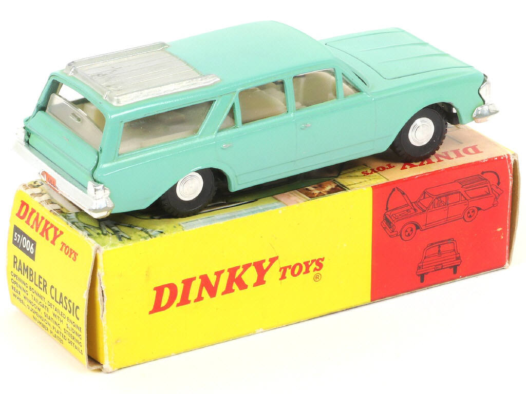 Lot 285 - DINKY TOYS (GB) (1)