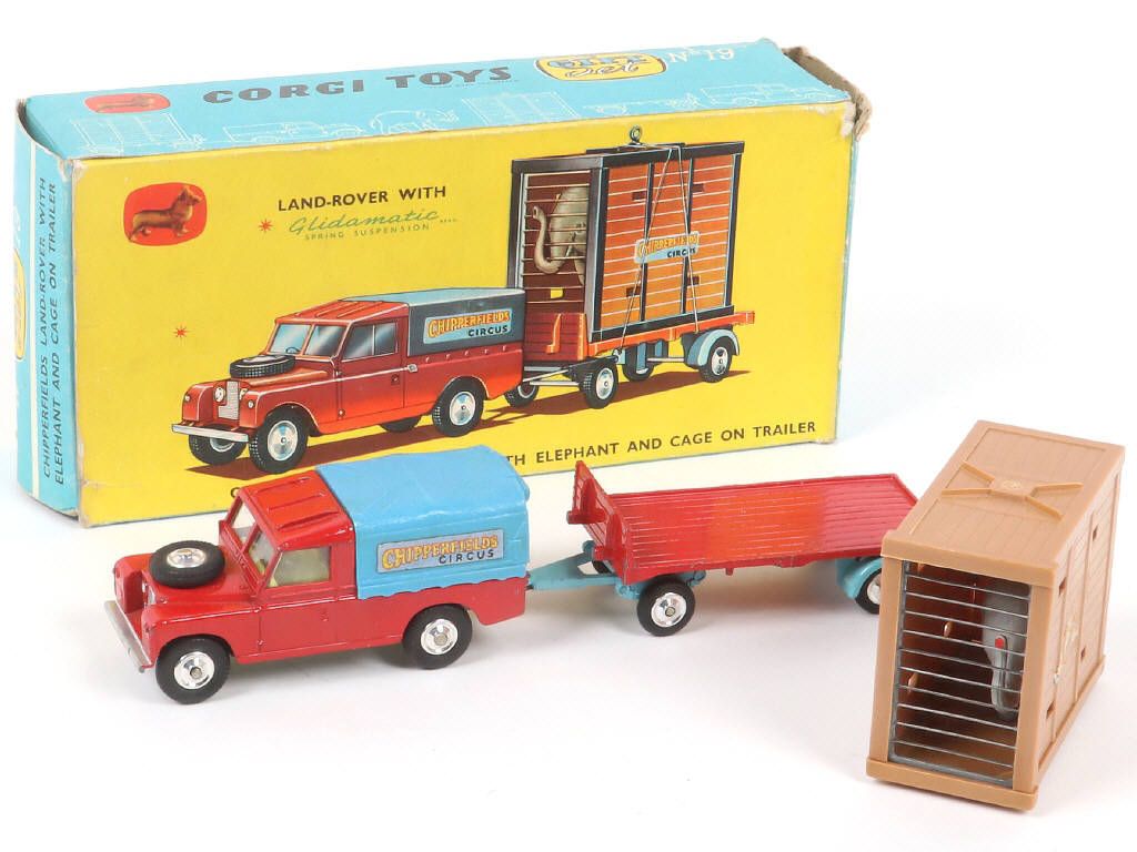 Lot 161 - CORGI TOYS (GB) (1)