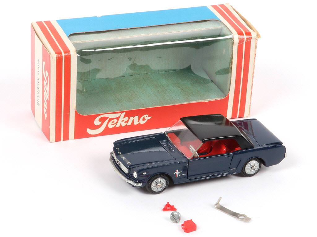 Lot 102 - TEKNO (DANEMARK) (1)