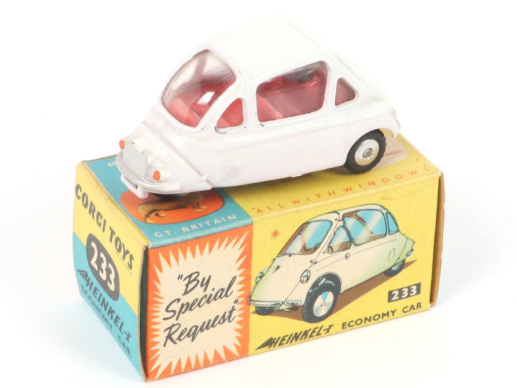 Lot 153 - CORGI TOYS (GB) (1)