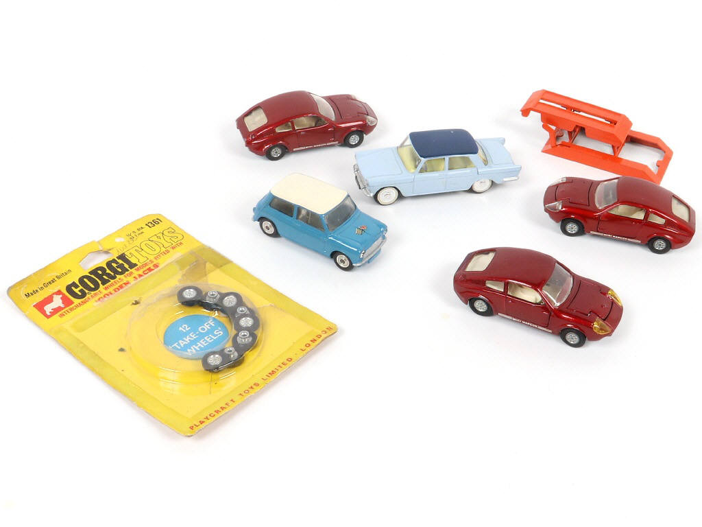 Lot 184 - CORGI TOYS (GB) (7)