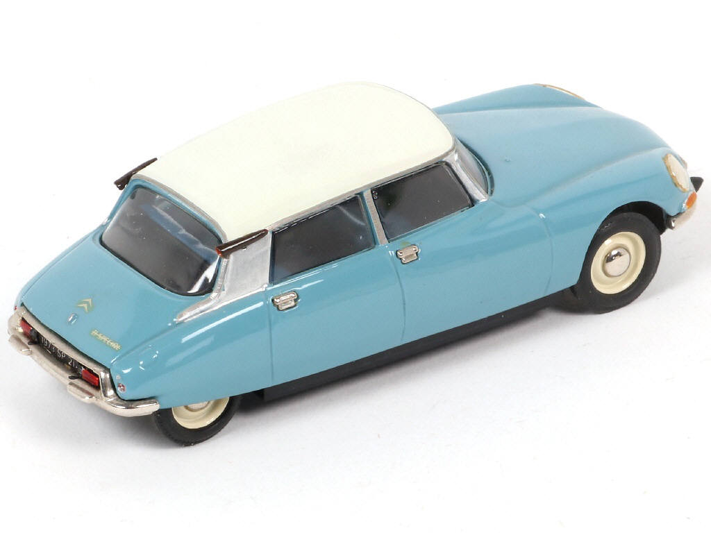 Lot 203 - CONQUEST MODELS (GB) (1)