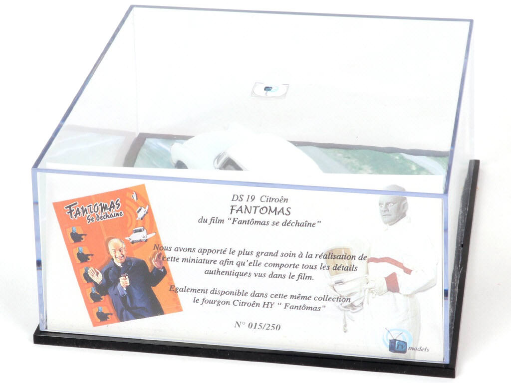 Lot 133 - TV MODELS (1)