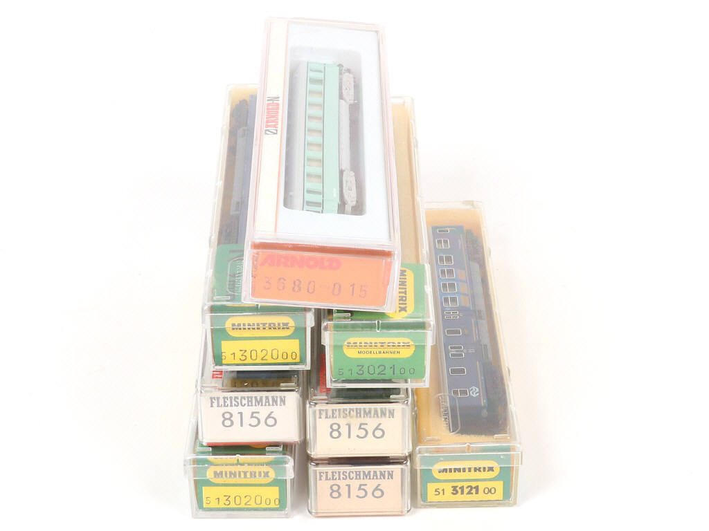 Lot 73 - DIVERS (Ecartement N) (8)