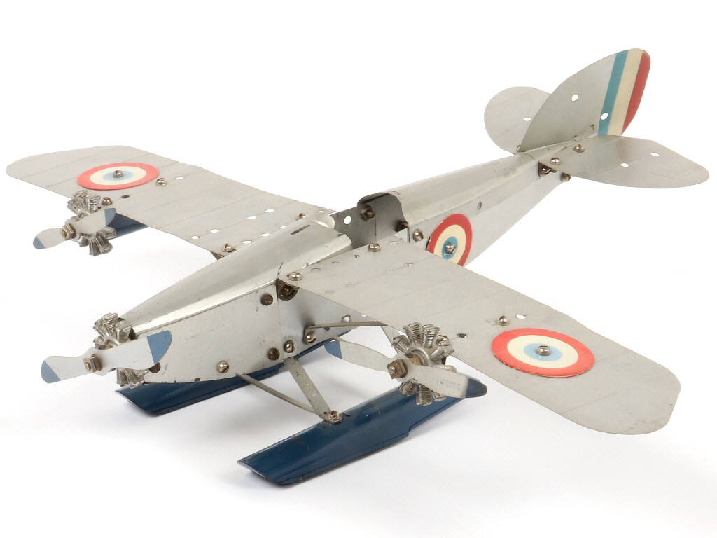 Lot 94 - MECCANO (FRANCE) (1)
