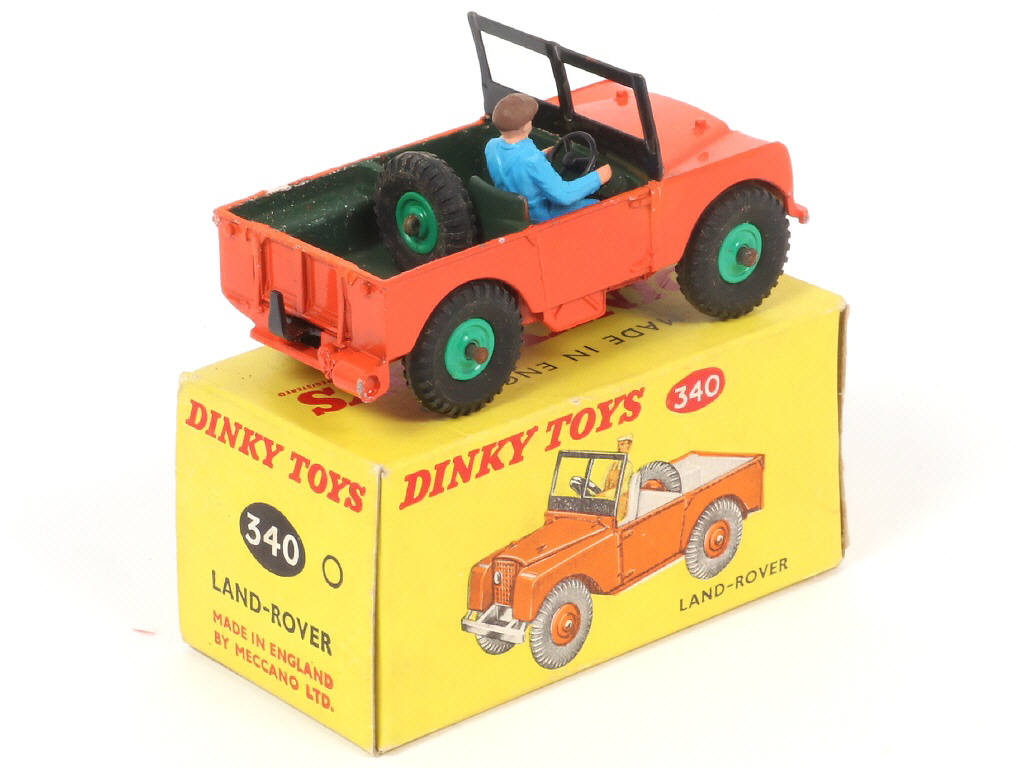 Lot 211 - DINKY TOYS (GB) (1)