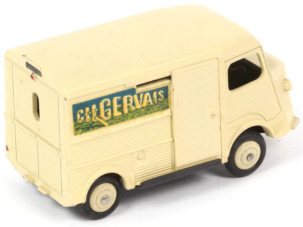 Lot 295 - DINKY TOYS (FRANCE) (1)