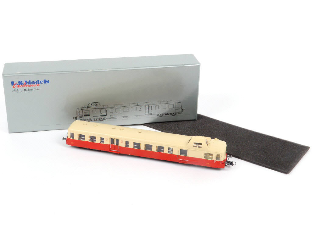 Lot 11 - L.S. MODELS 'HO' (BELGIQUE) (1)