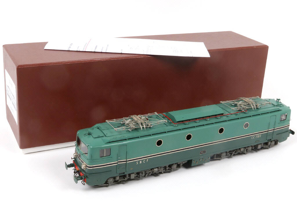Lot 29 - AMJI MODELS (PAYS-BAS) (1)