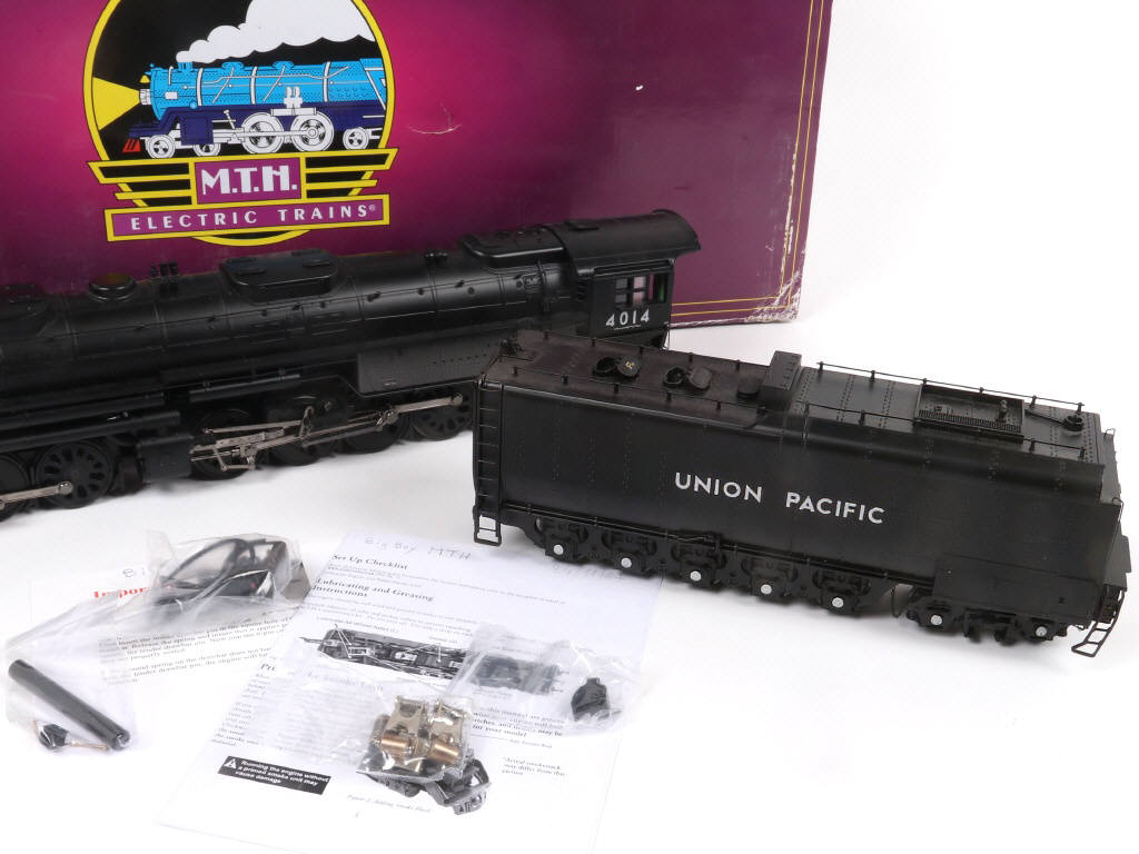 Lot 21 - M.T.H (USA) (1)