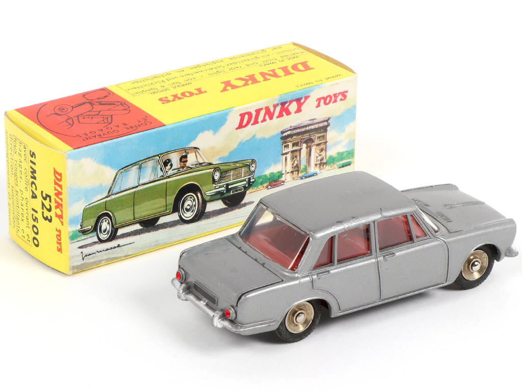 Lot 320 - DINKY TOYS (FRANCE) (1)