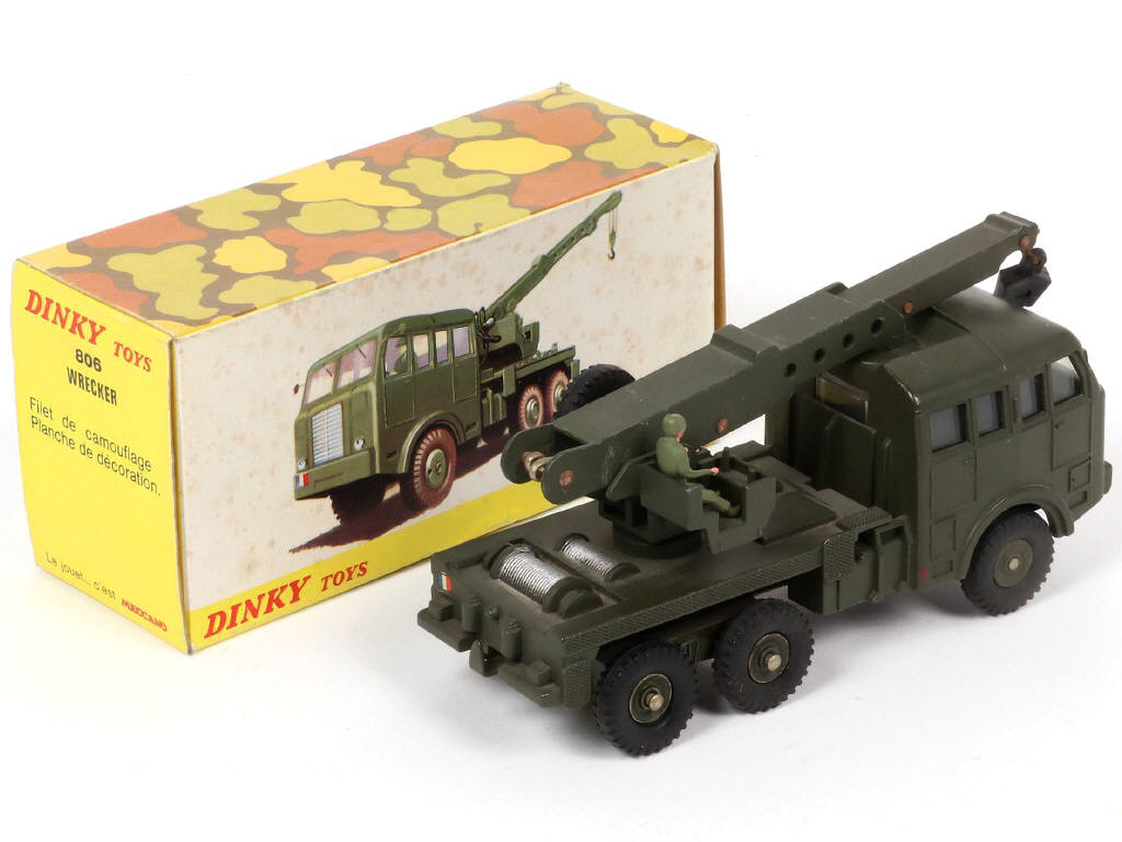 Lot 341 - DINKY TOYS (FRANCE) (1)