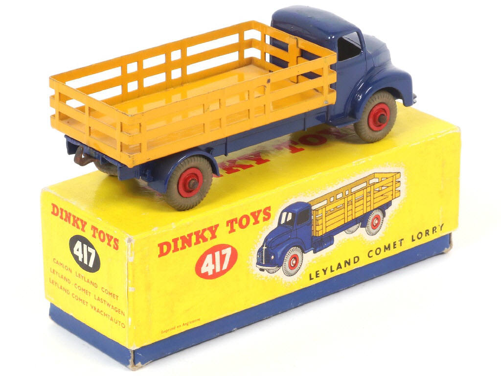 Lot 217 - DINKY TOYS (GB) (1)