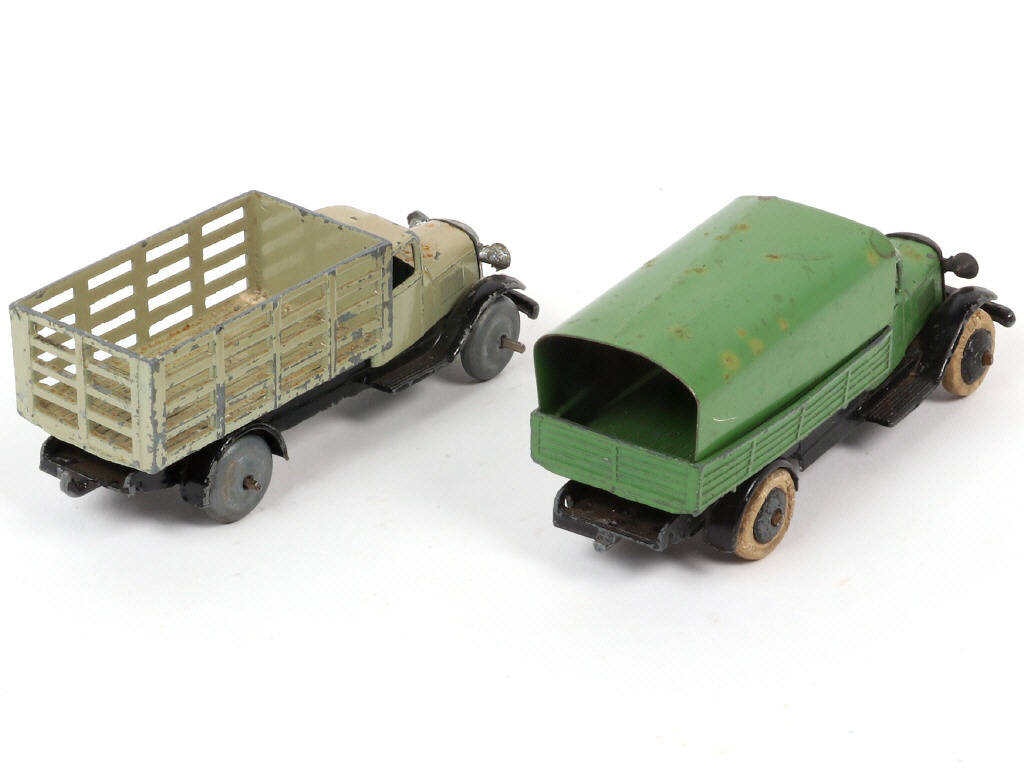Lot 353 - DINKY TOYS (FRANCE) (2)