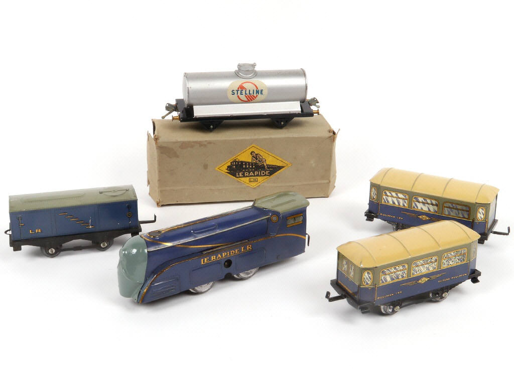 Lot 57 - L.R. 'O' (FRANCE) (5)