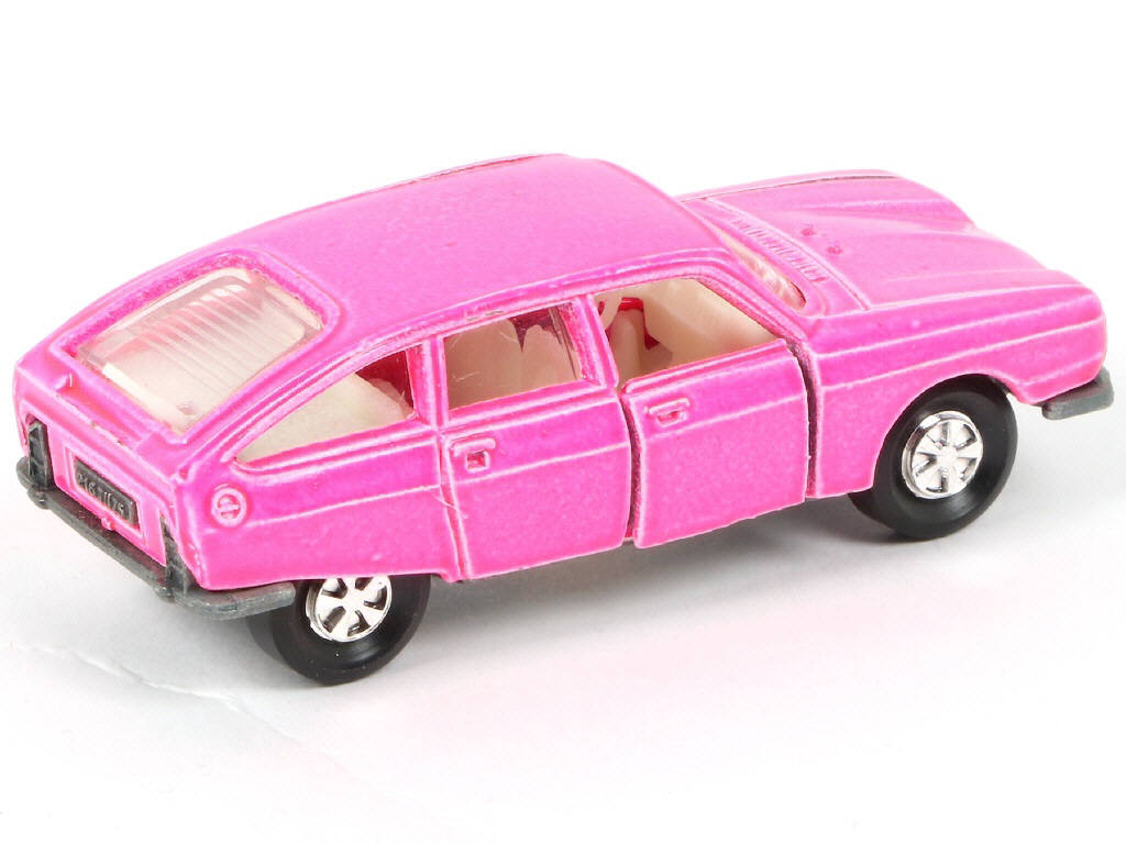 Lot 37 - MAJORETTE (FRANCE) (1)